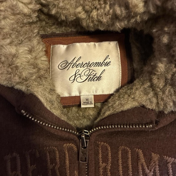RARE! Abercrombie & Fitch Chocolate double FUR zip up Brown Hoodie - Picture 2 of 2